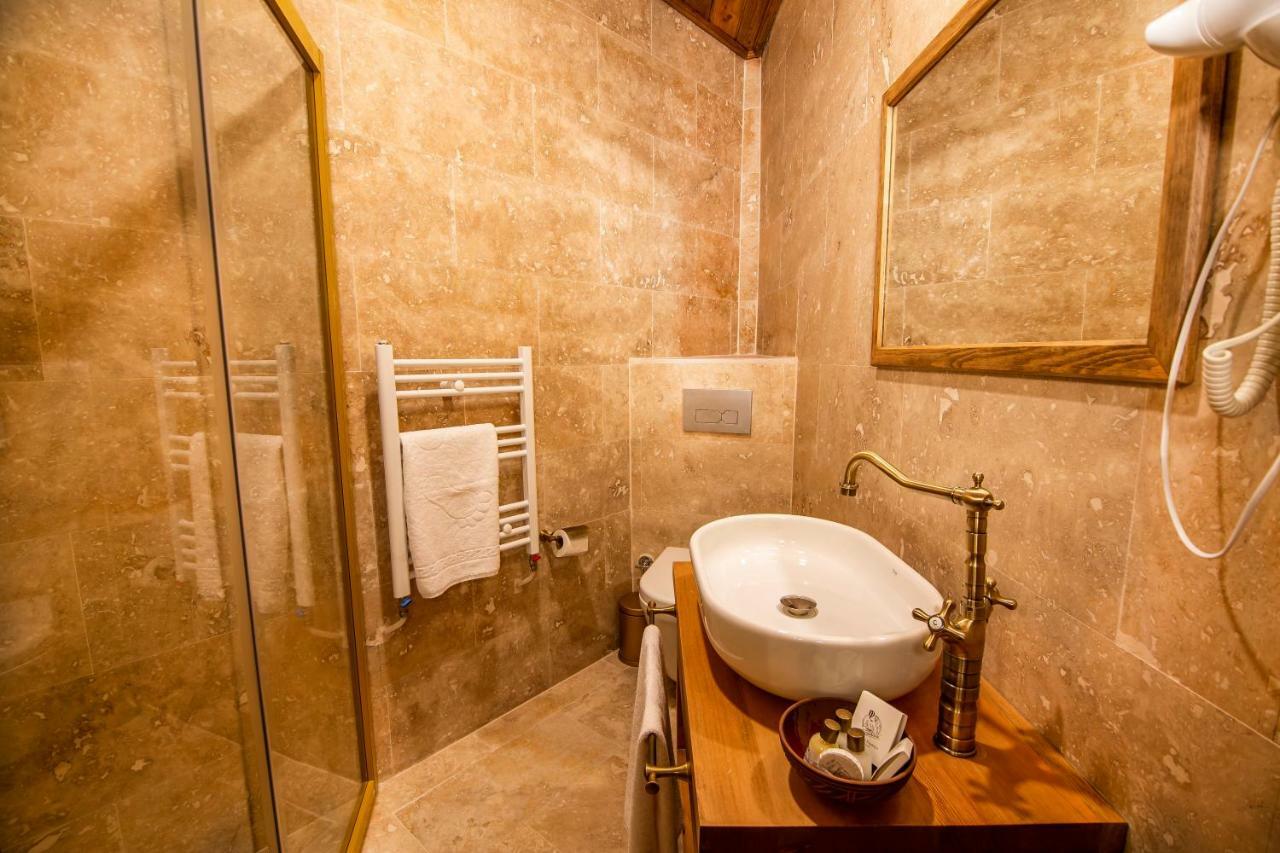 Ikarus Cappadocia Hotel Uchisar Exterior photo