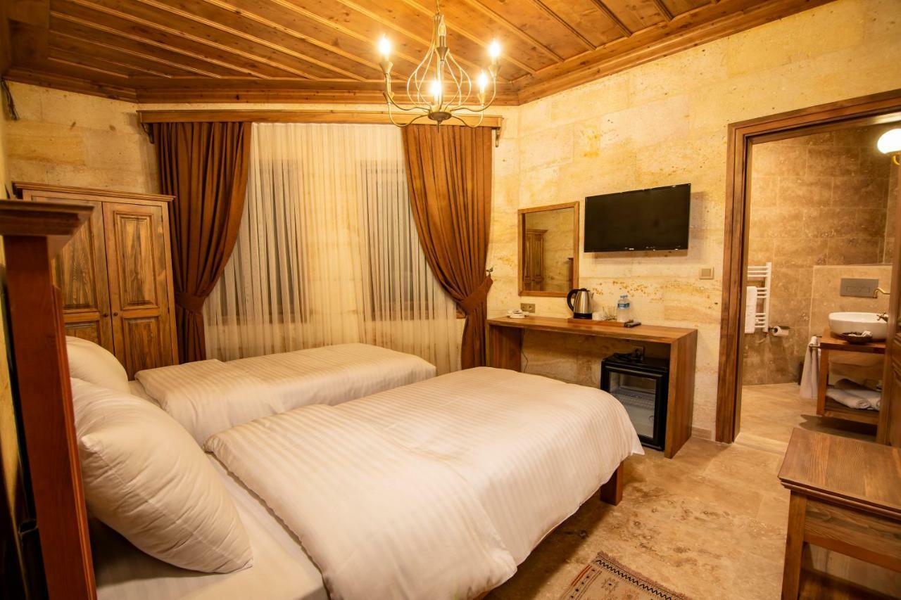 Ikarus Cappadocia Hotel Uchisar Exterior photo