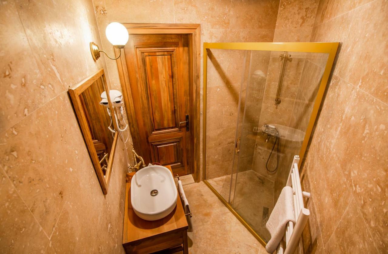 Ikarus Cappadocia Hotel Uchisar Exterior photo
